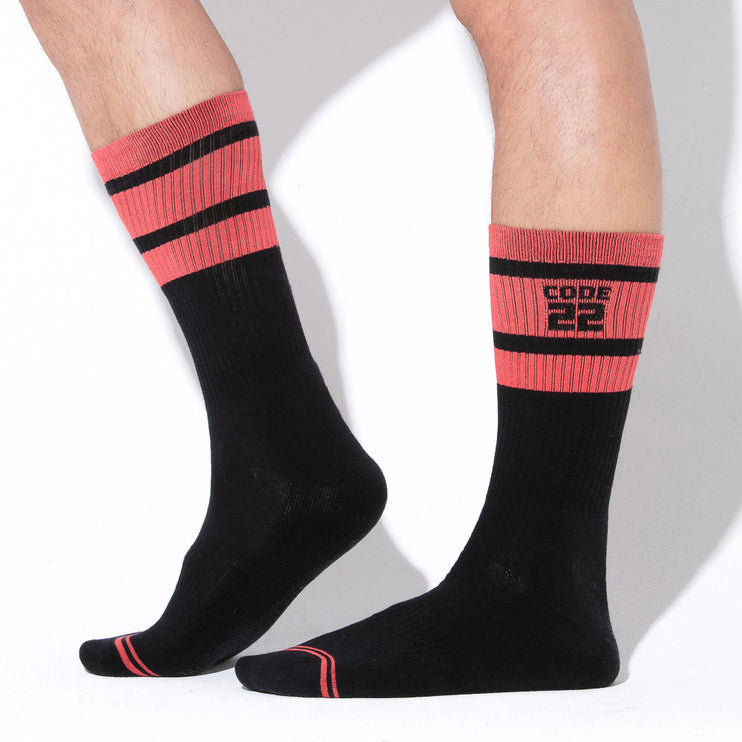 Code 22 Essential crew socks 8019 black/red