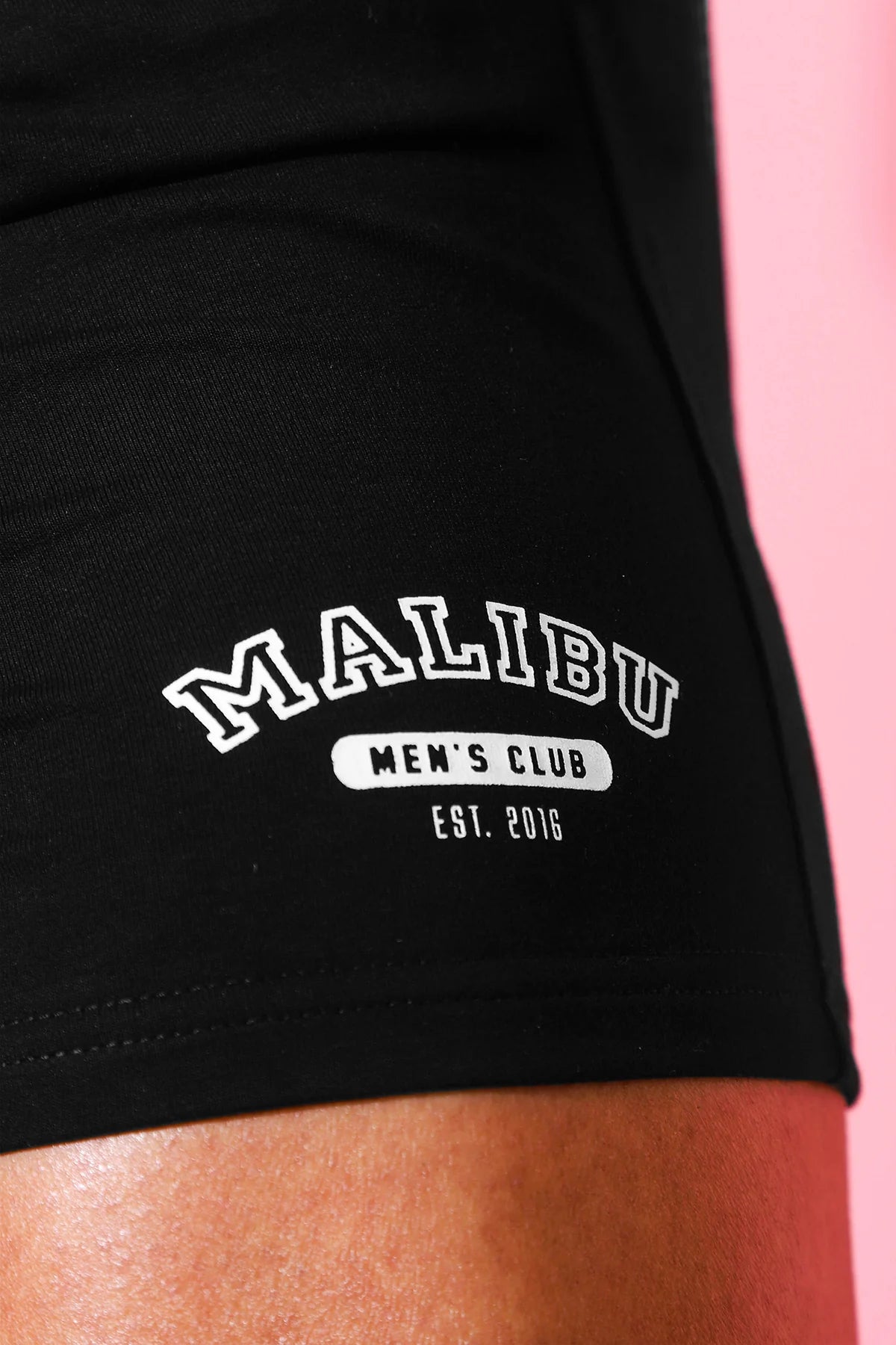 JJ Malibu Varsity 2" short w/zipper pocket black