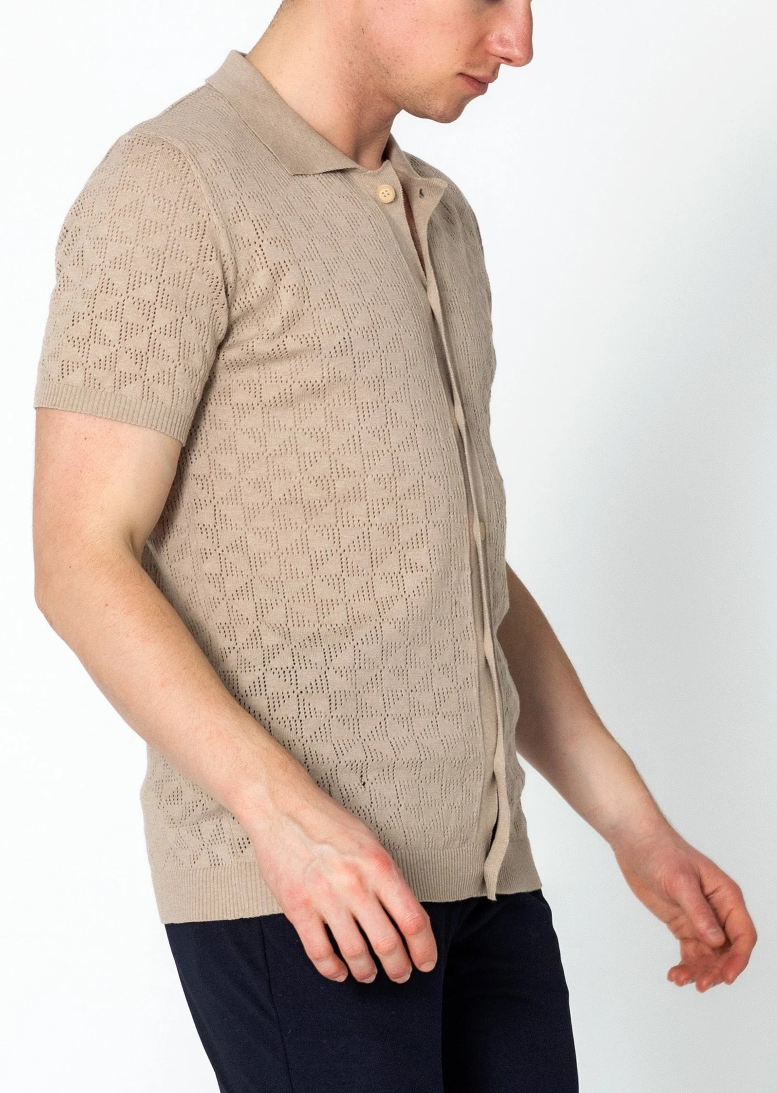 RNT23 Geometric crochet polo shirt stone