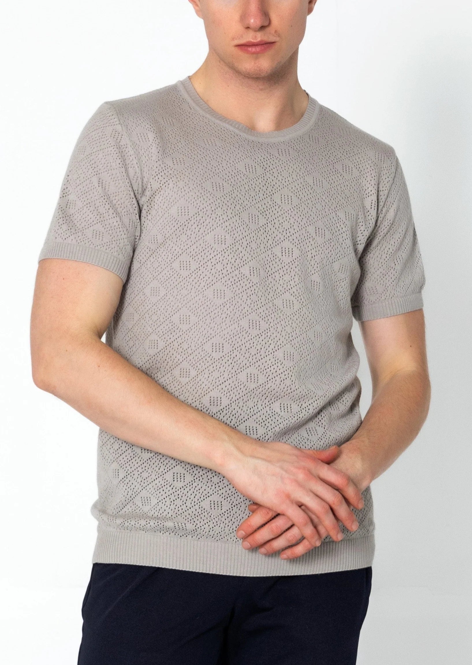 RNT23 Geometric crochet t-shirt grey
