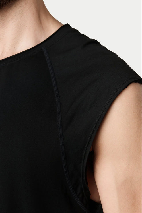 AWRY Raw Cropped T-Shirt - Black